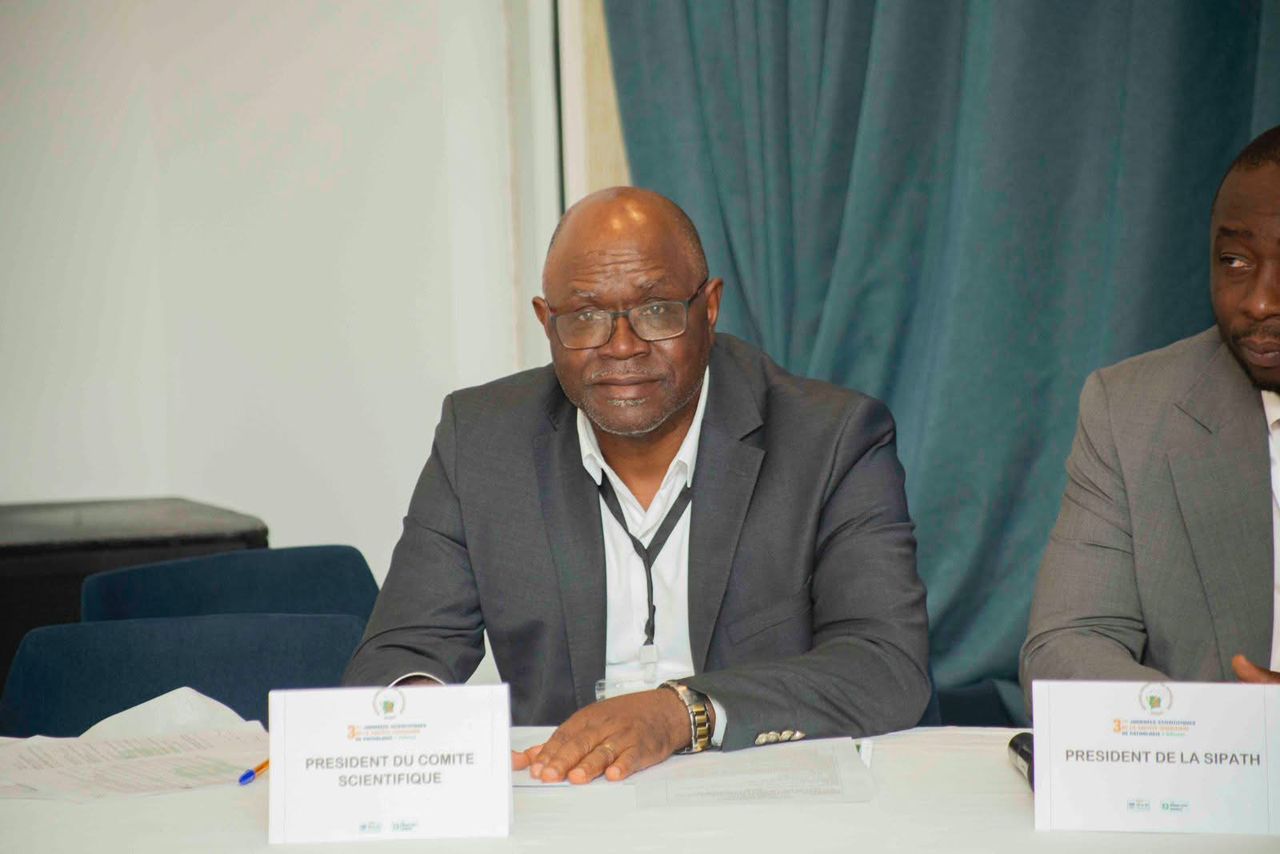 Pr. Isidore Mohenou Diomandé